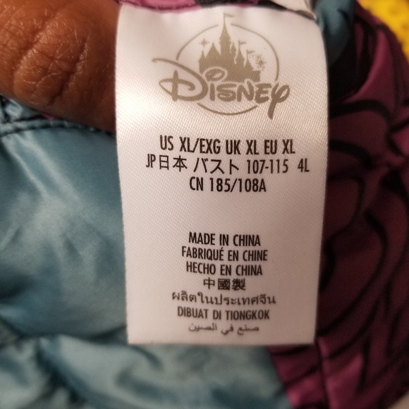 Disney Sally Nightmare Before Chridtmas Puffer Jacket XL Adult - Picture 3 of 14